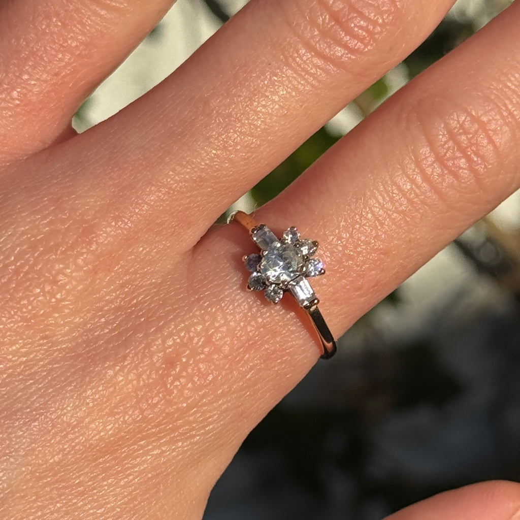 Oval CZ Cluster